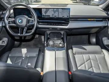 BMW 520 i Limousine M Sport Memory