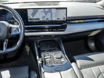 BMW 520 i Limousine M Sport Memory