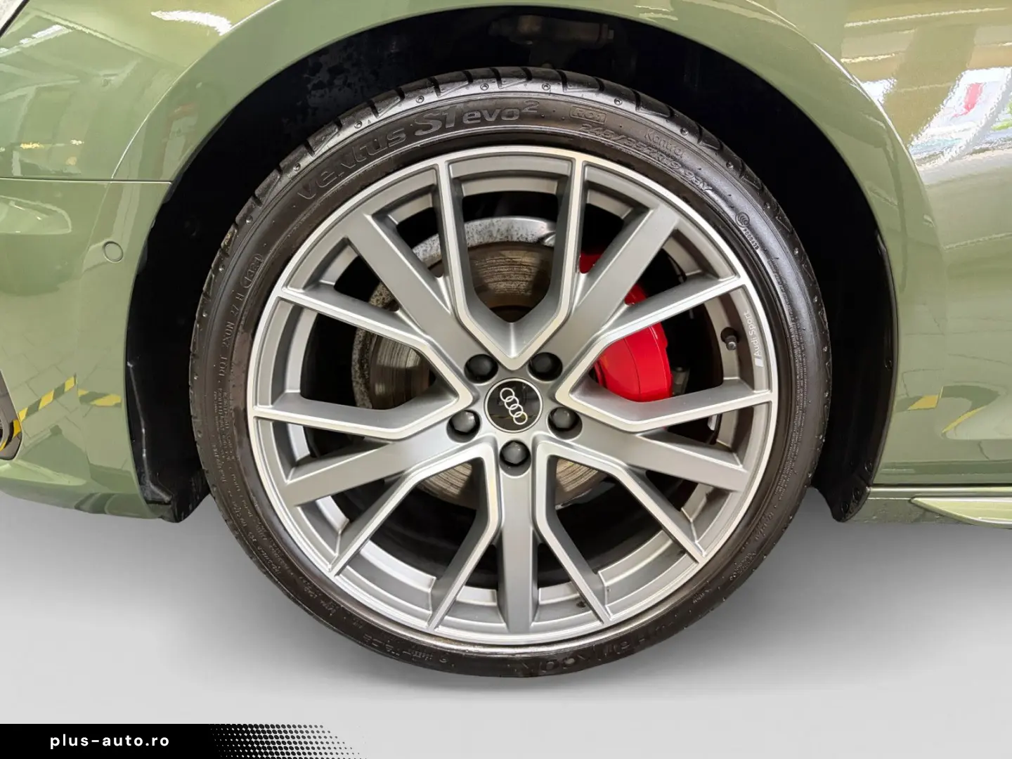 AUDI A4 Avant 40 TFSI quattro S line AHK B&O Matrix N