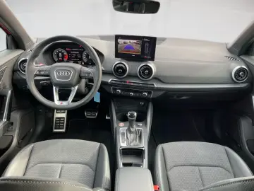 AUDI SQ2 QUATTRO 2.0TFSI 300PS.STRONIC.MATRIX.NAVI.AH