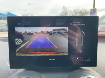 AUDI SQ2 QUATTRO 2.0TFSI 300PS.STRONIC.MATRIX.NAVI.AH