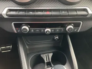 AUDI SQ2 QUATTRO 2.0TFSI 300PS.STRONIC.MATRIX.NAVI.AH