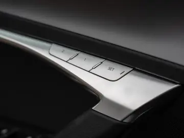 AUDI A6 50 TDI quattro Bang&Olufsen Luft Head-up