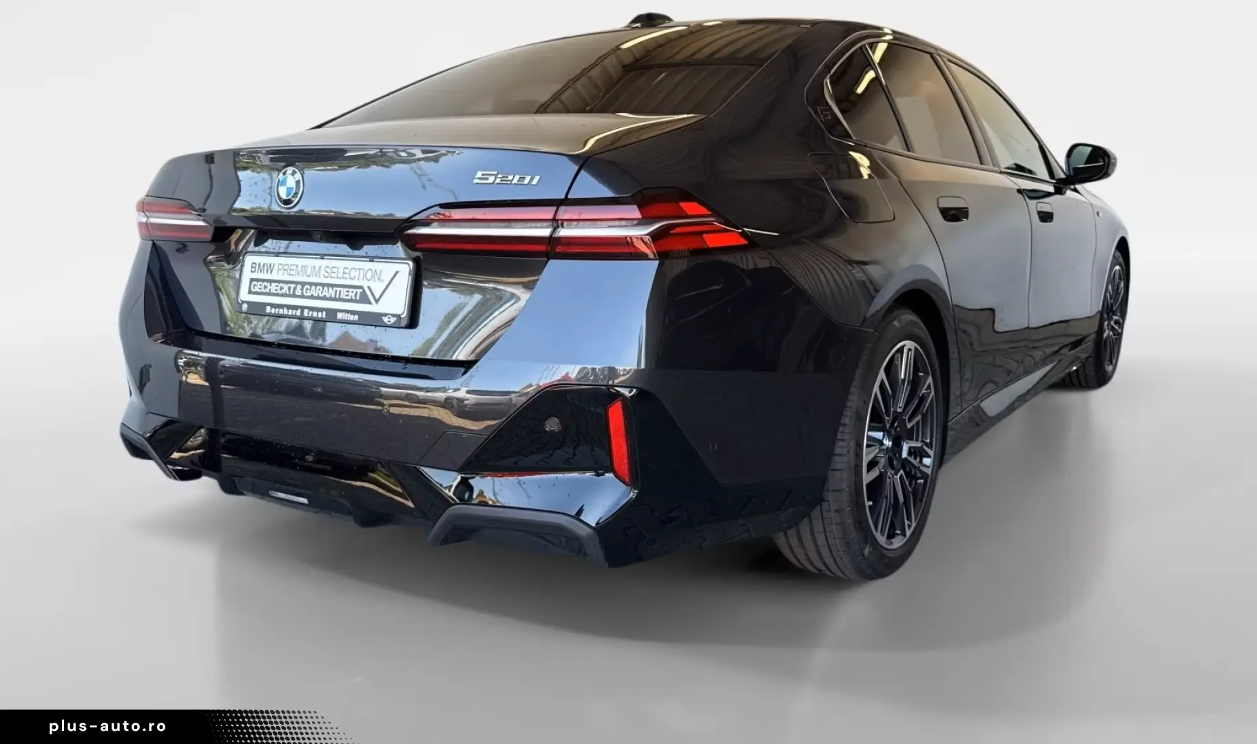 BMW 520i M SPORT Pano AHK DAPlus H K 360