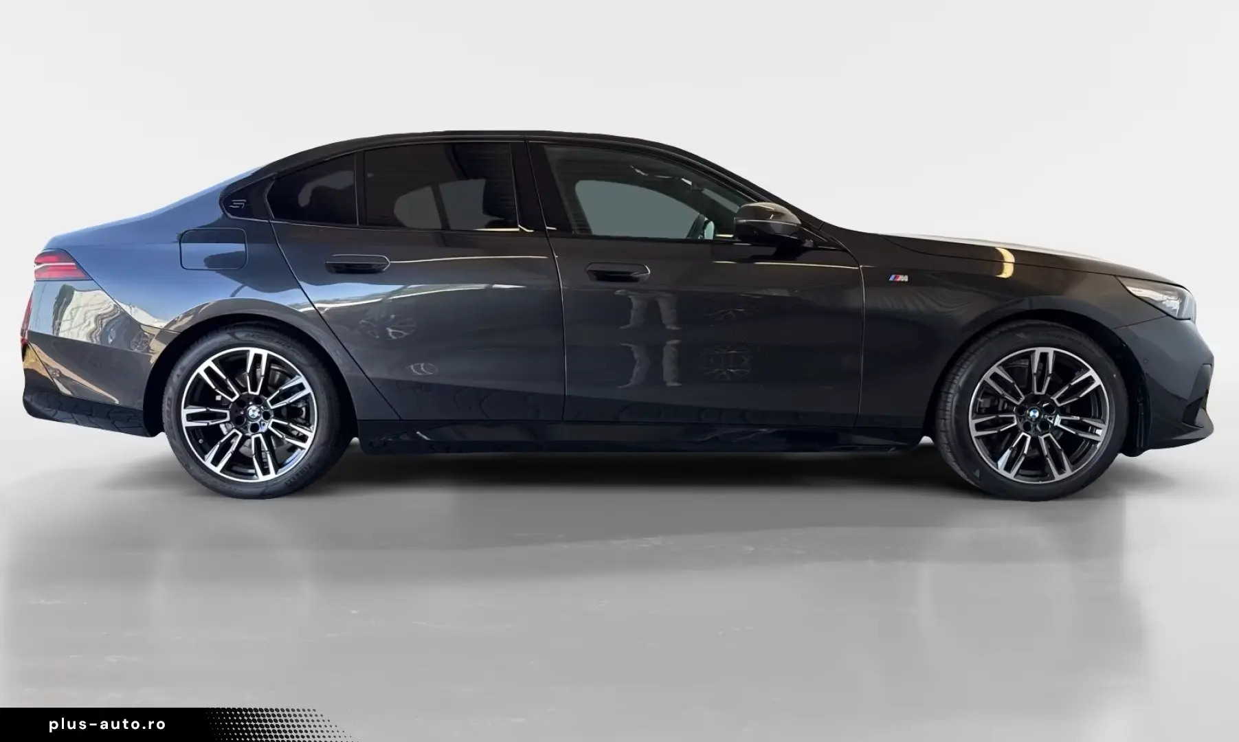 BMW 520i M SPORT Pano AHK DAPlus H K 360
