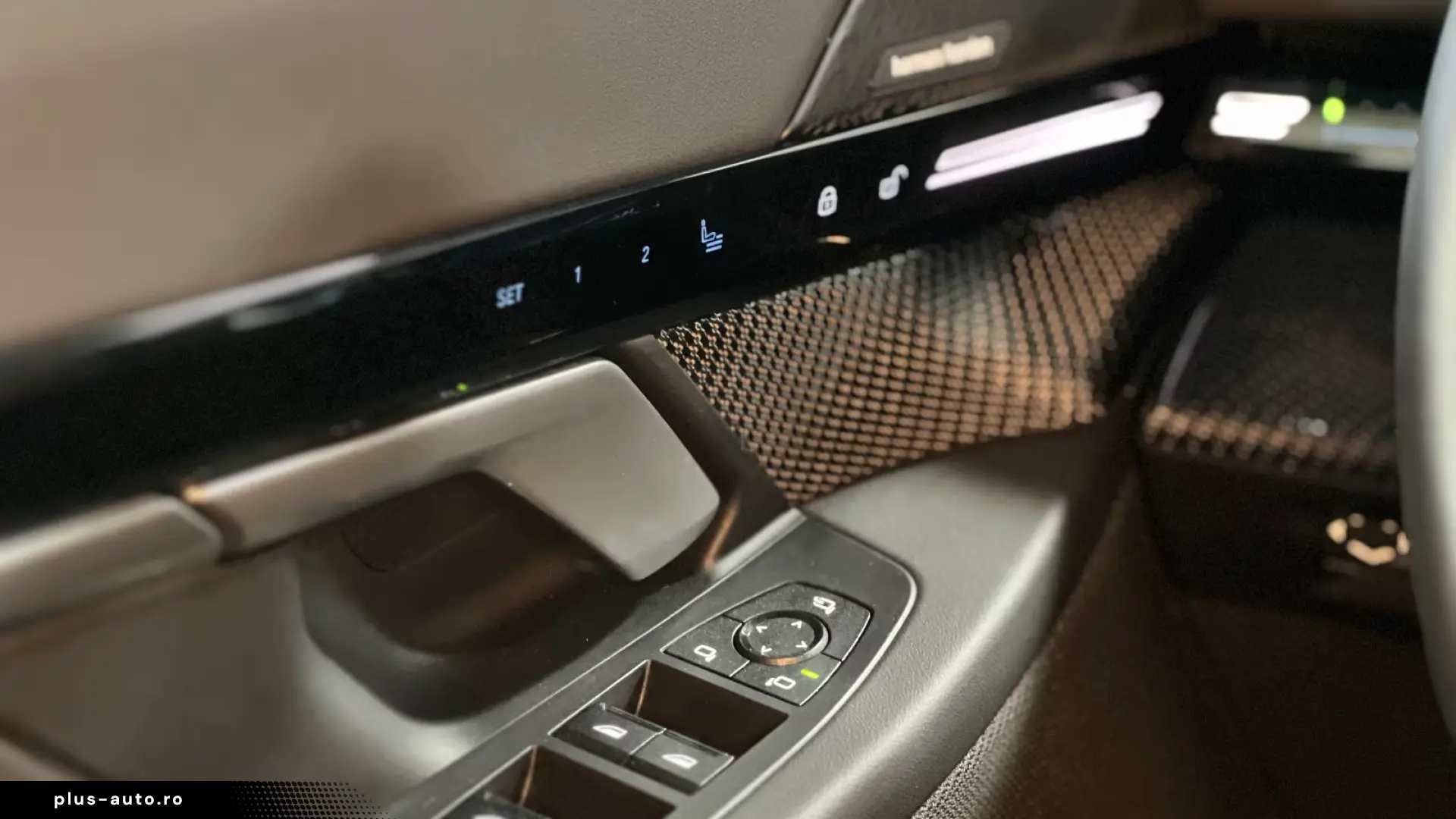 BMW 520 i M-Sport  Pano  Leder  360
