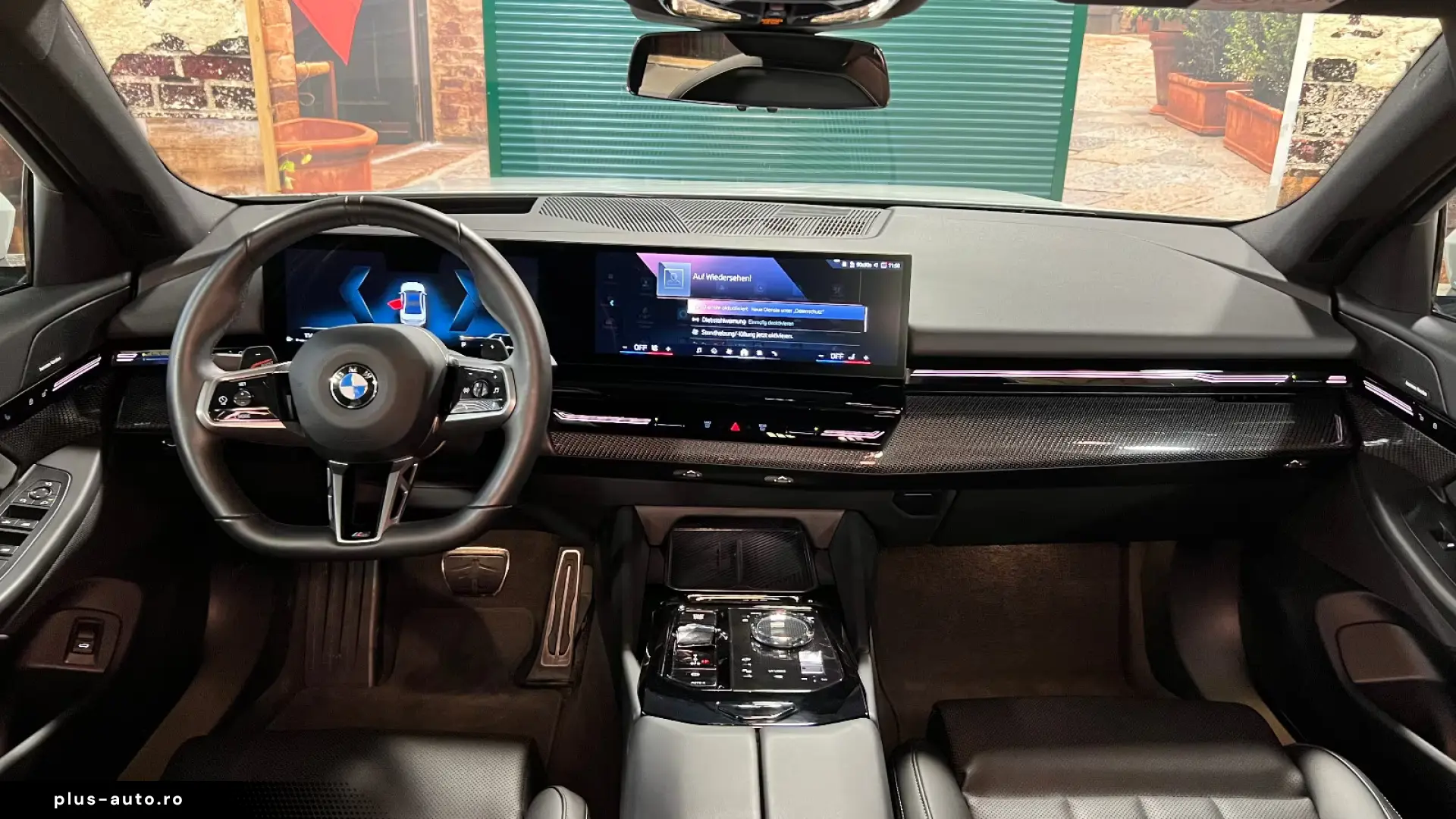 BMW 520 i M-Sport  Pano  Leder  360