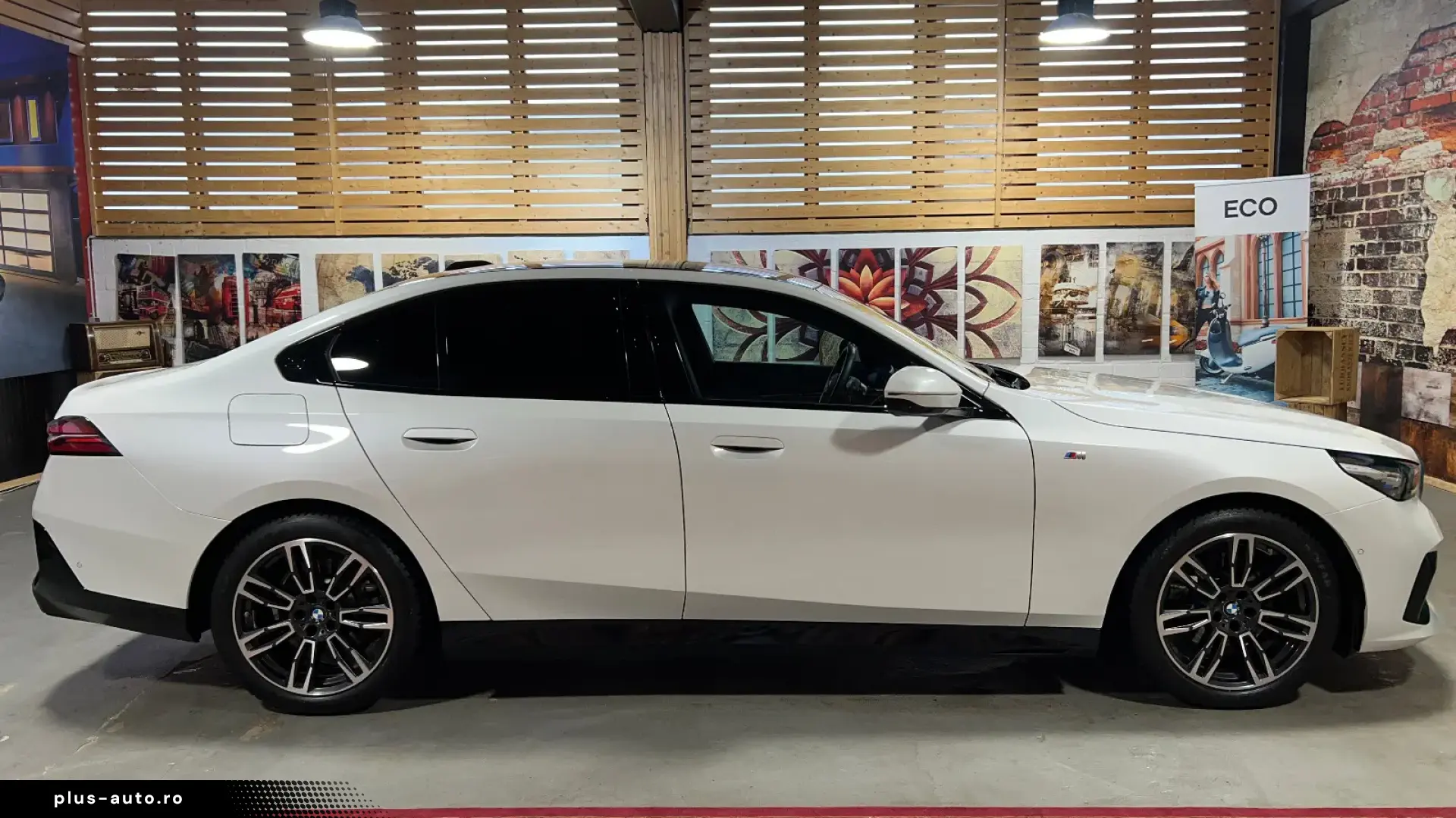BMW 520 i M-Sport  Pano  Leder  360