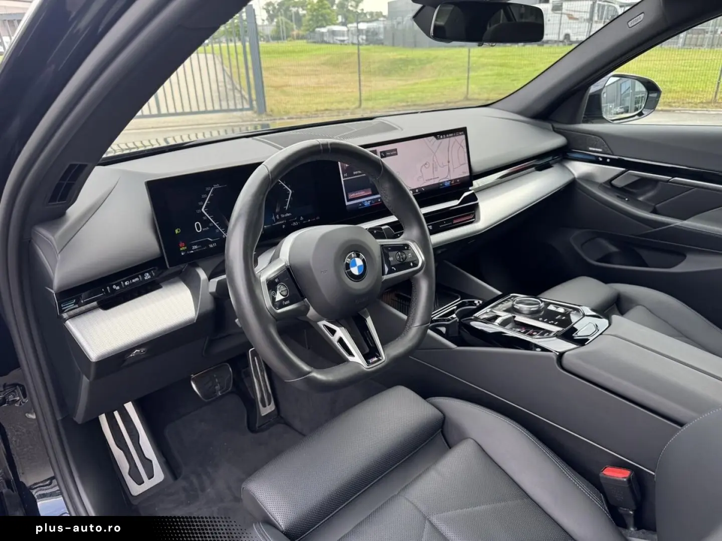 BMW 520i A M-SportPaket Plus ACC LED HK Pano