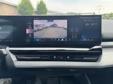 BMW 520i A M-SportPaket Plus ACC LED HK Pano