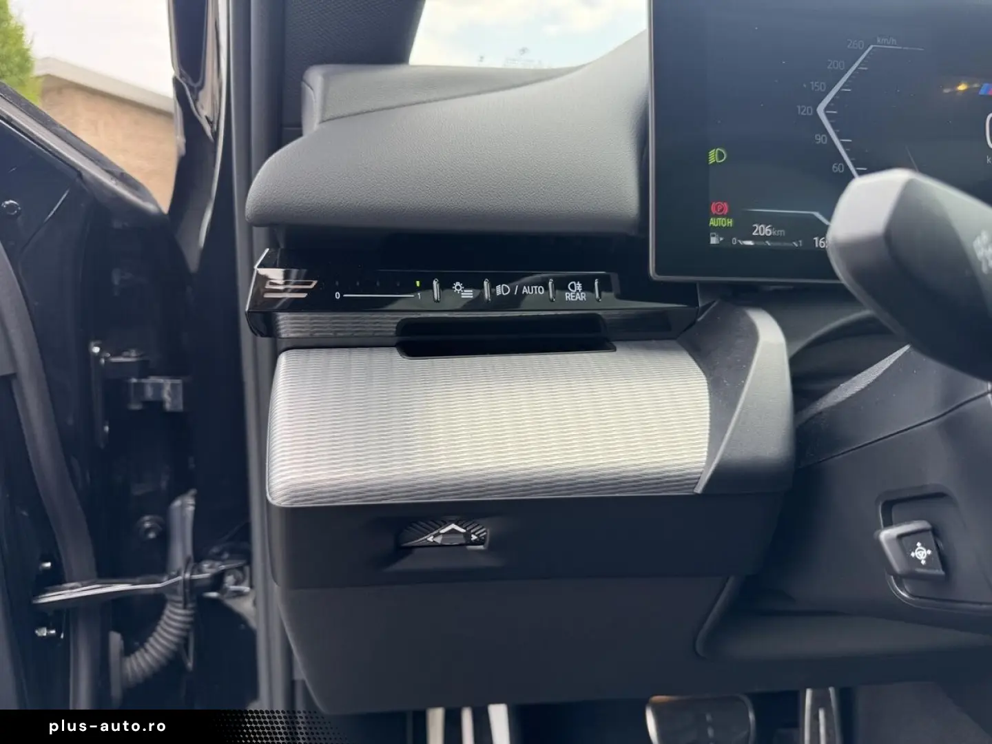 BMW 520i A M-SportPaket Plus ACC LED HK Pano