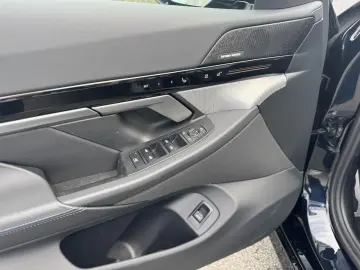 BMW 520i A M-SportPaket Plus ACC LED HK Pano