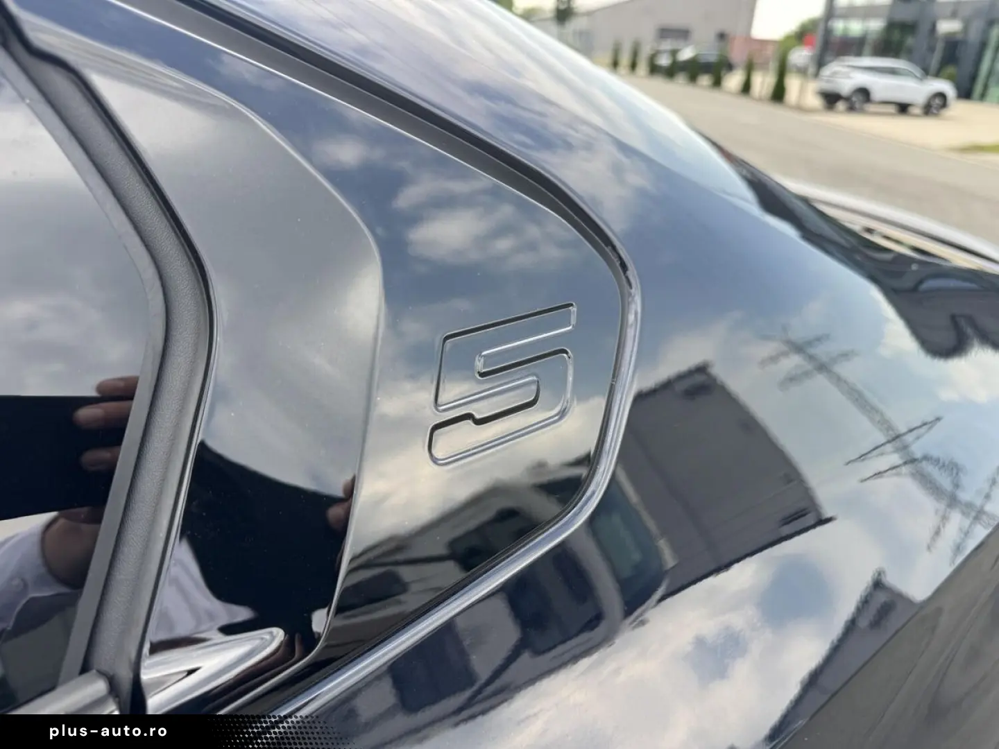 BMW 520i A M-SportPaket Plus ACC LED HK Pano