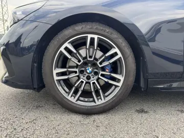BMW 520i A M-SportPaket Plus ACC LED HK Pano
