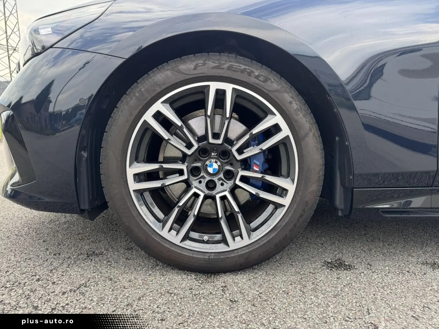 BMW 520i A M-SportPaket Plus ACC LED HK Pano