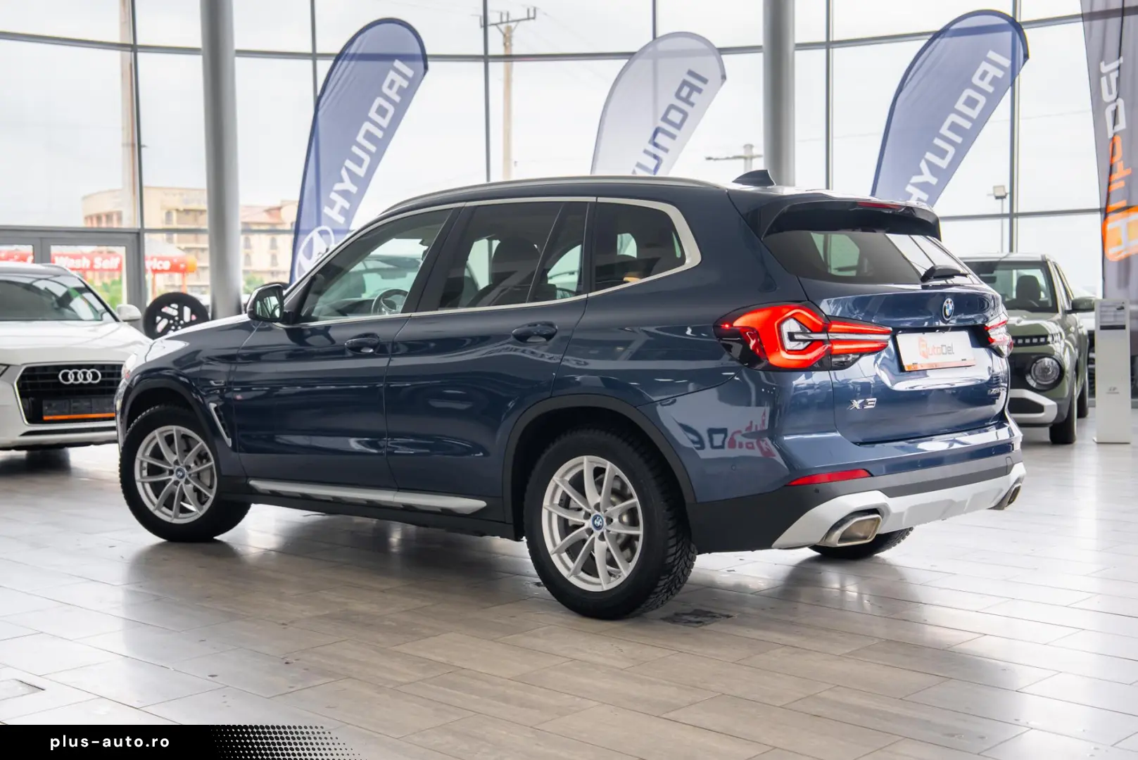 BMW X3 2021 — imagine 8