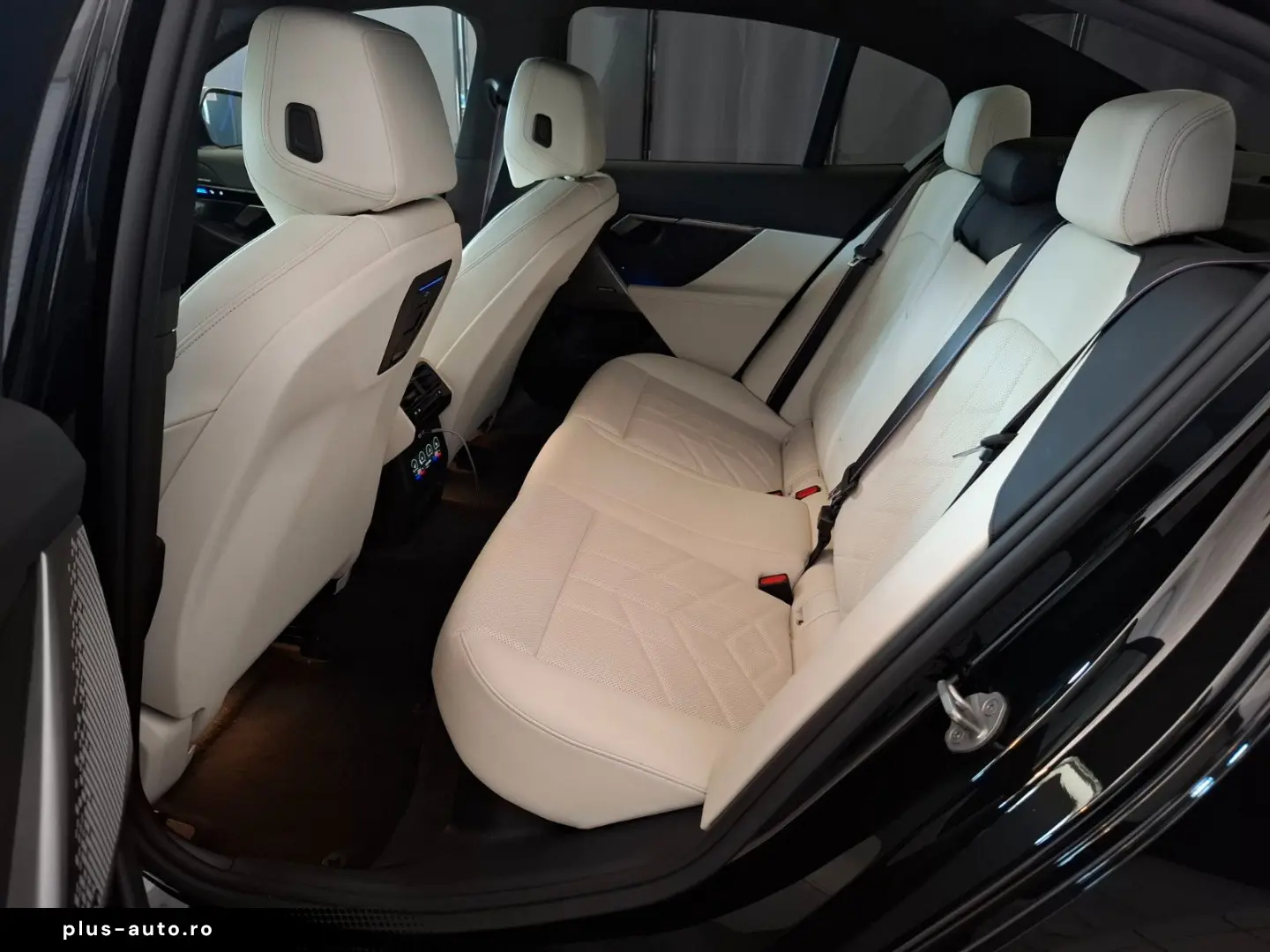 BMW 520i M-Paket Shadow-Line 360