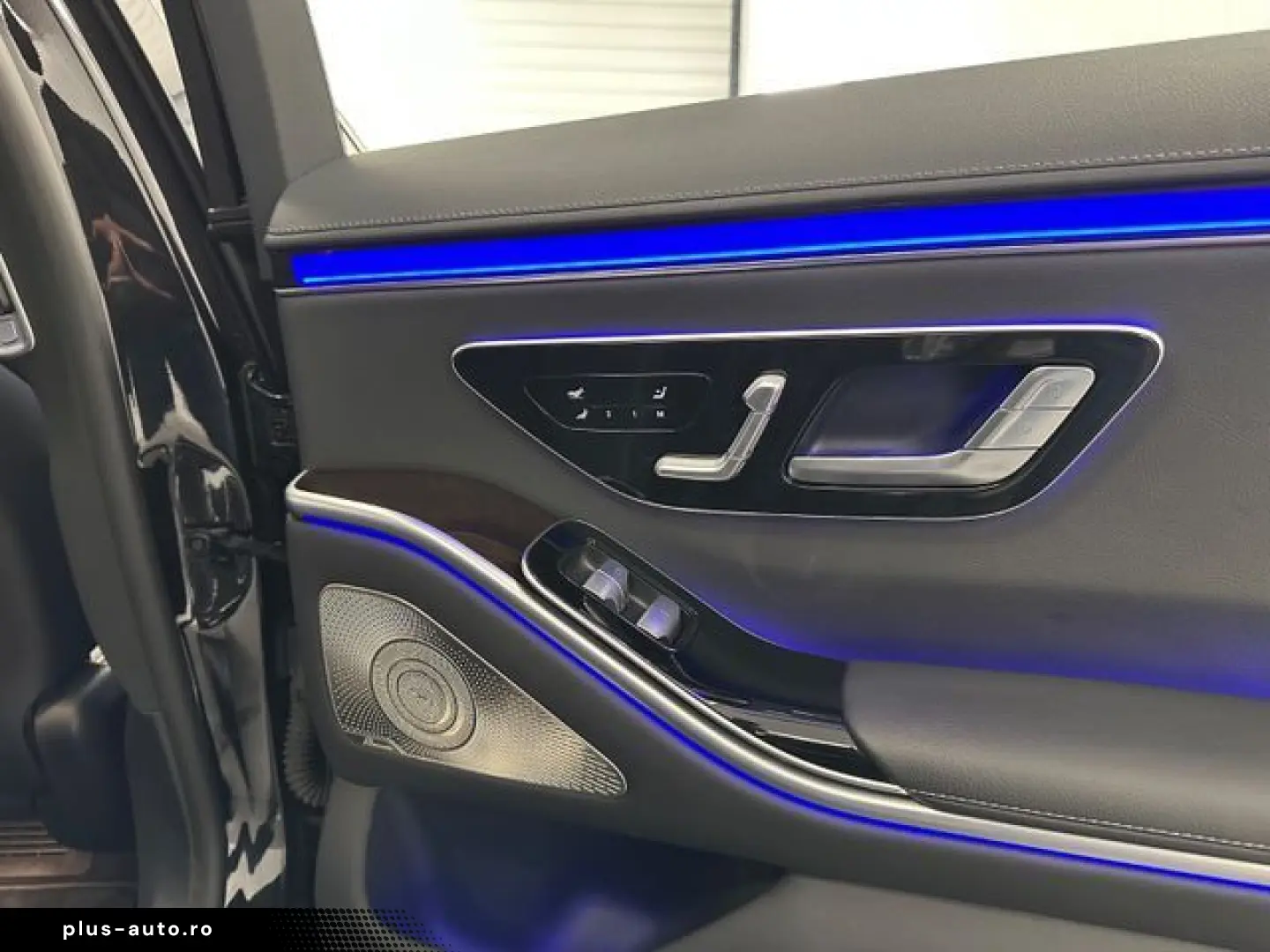 MERCEDES-BENZ S 500 4Matic Digital LED Chauffeur-Paket PLUS