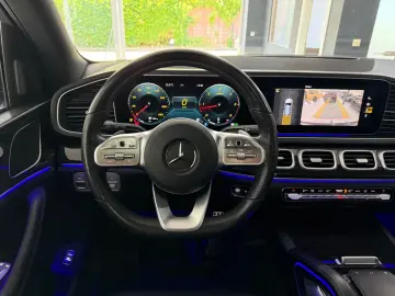 MERCEDES-BENZ GLE 350d 4Matic AMG DISTRONIC PANO MBEAM AHK