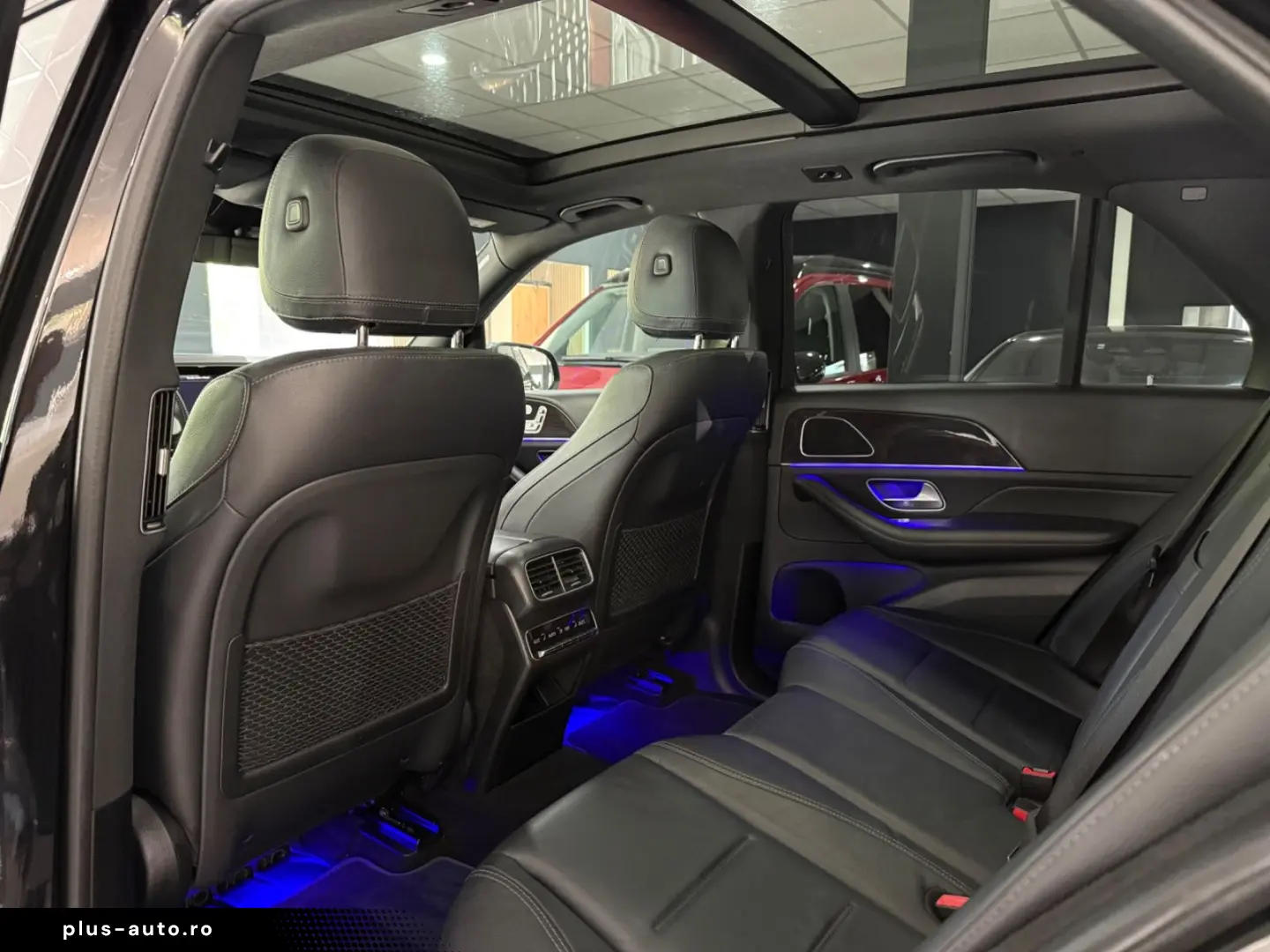 MERCEDES-BENZ GLE 350d 4Matic AMG DISTRONIC PANO MBEAM AHK