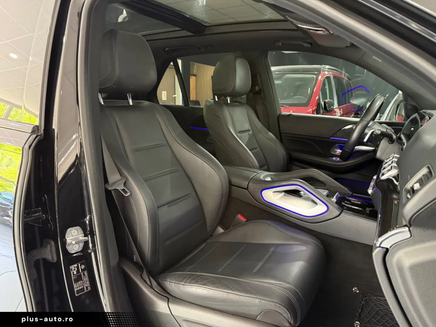 MERCEDES-BENZ GLE 350d 4Matic AMG DISTRONIC PANO MBEAM AHK