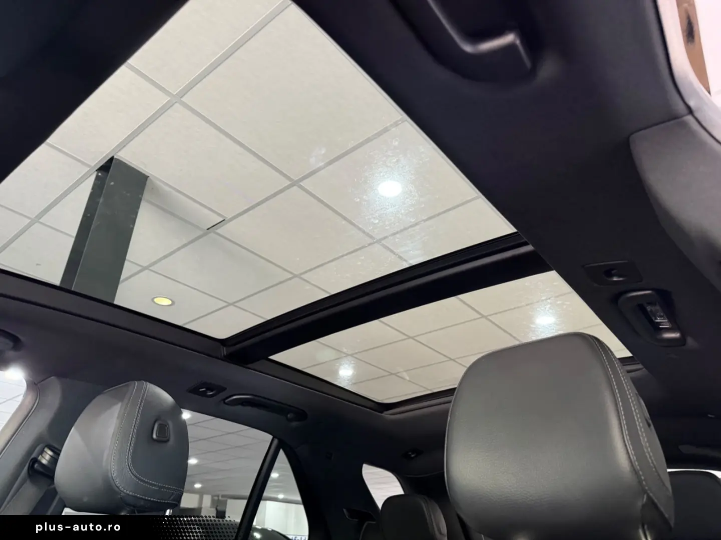 MERCEDES-BENZ GLE 350d 4Matic AMG DISTRONIC PANO MBEAM AHK