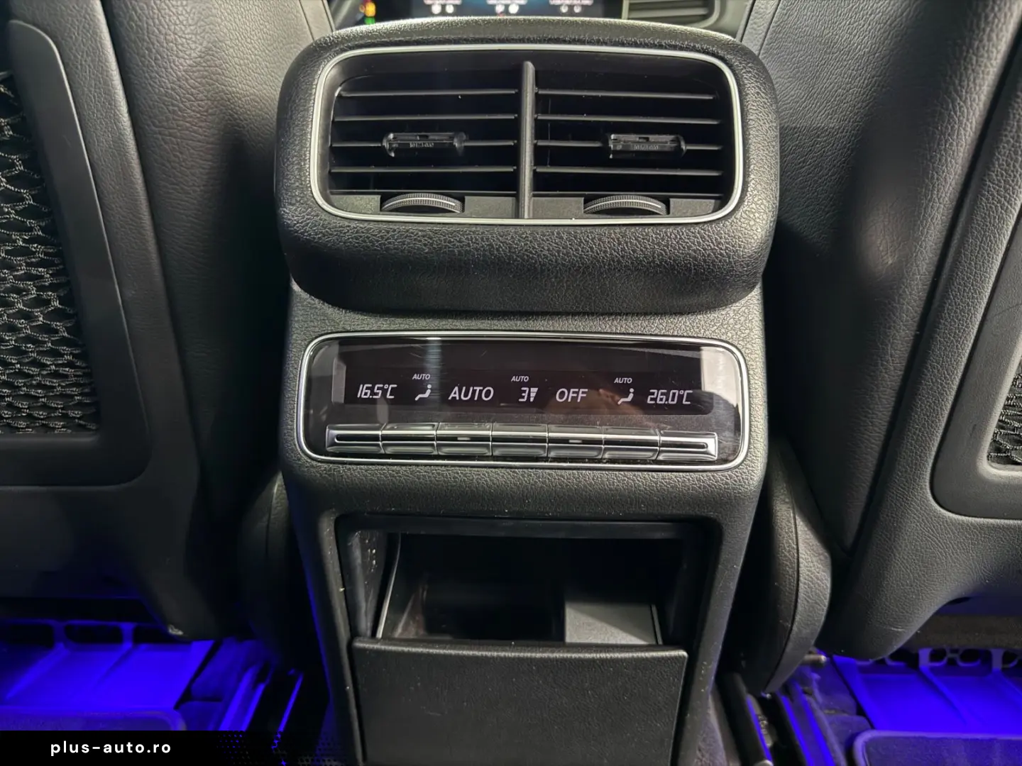 MERCEDES-BENZ GLE 350d 4Matic AMG DISTRONIC PANO MBEAM AHK