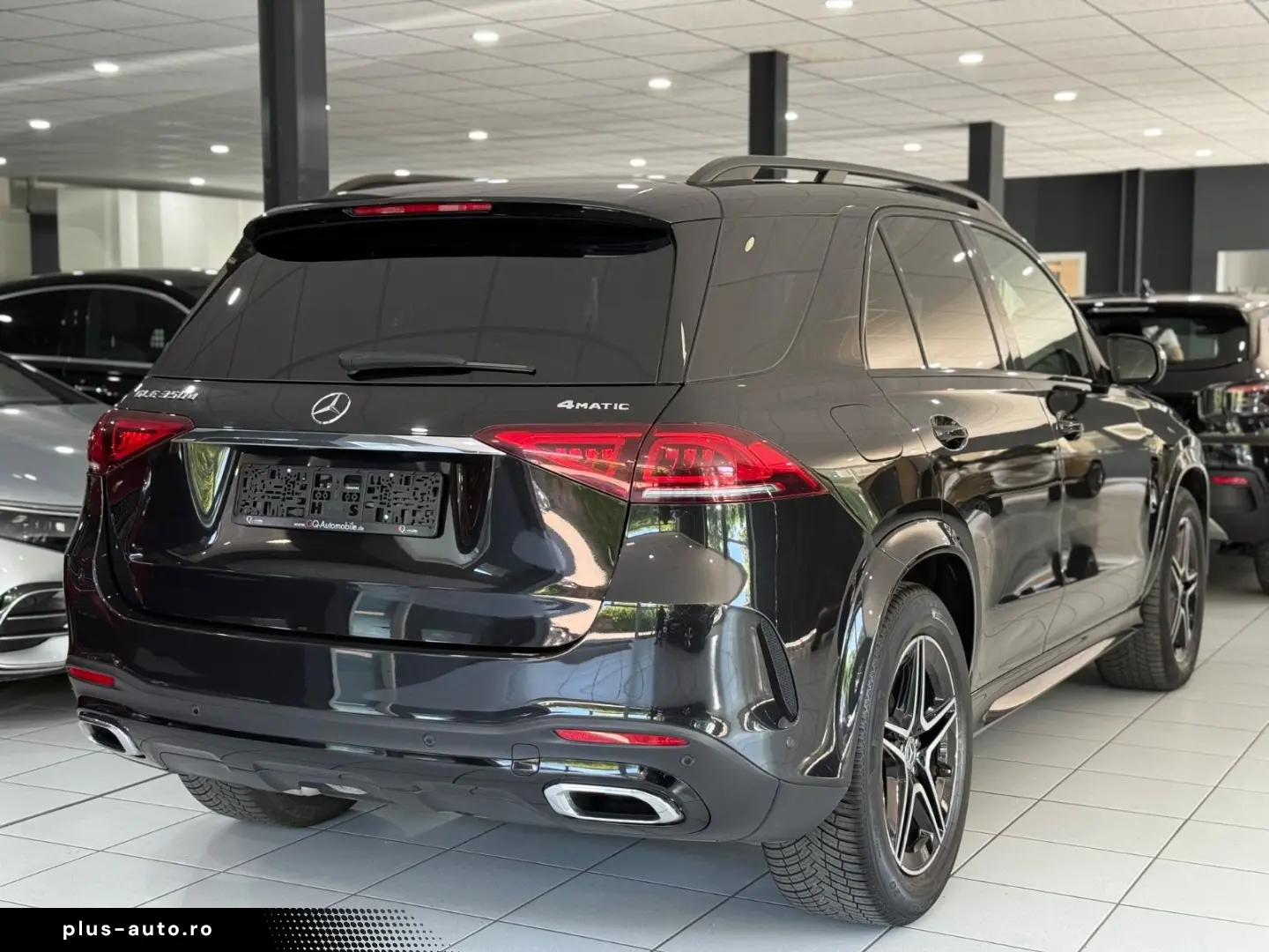 MERCEDES-BENZ GLE 350d 4Matic AMG DISTRONIC PANO MBEAM AHK