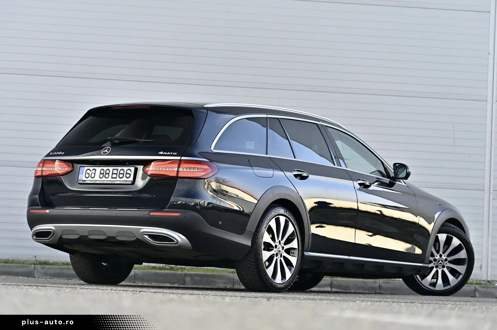 Mercedes-Benz E 220