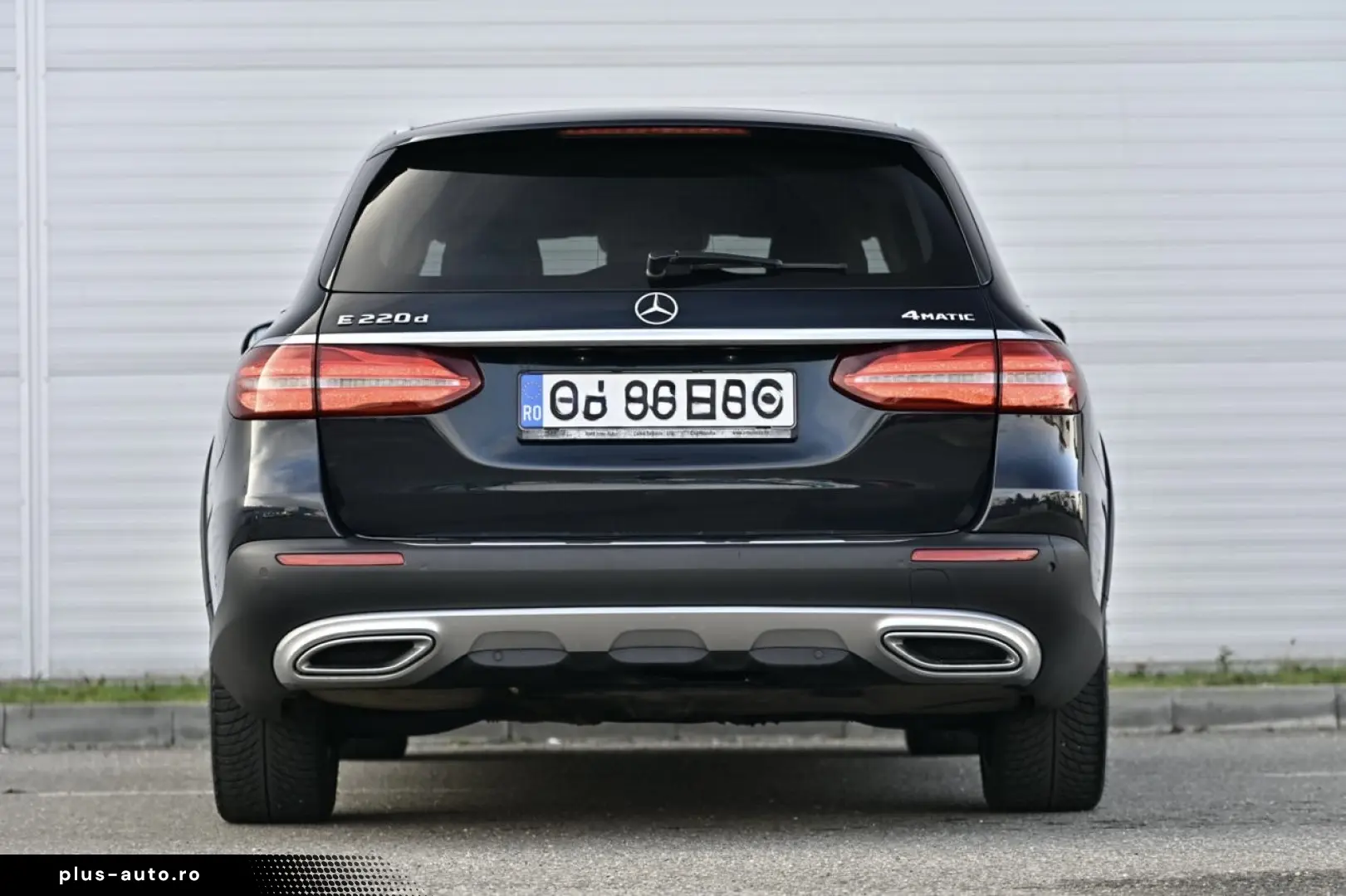 Mercedes-Benz E 220