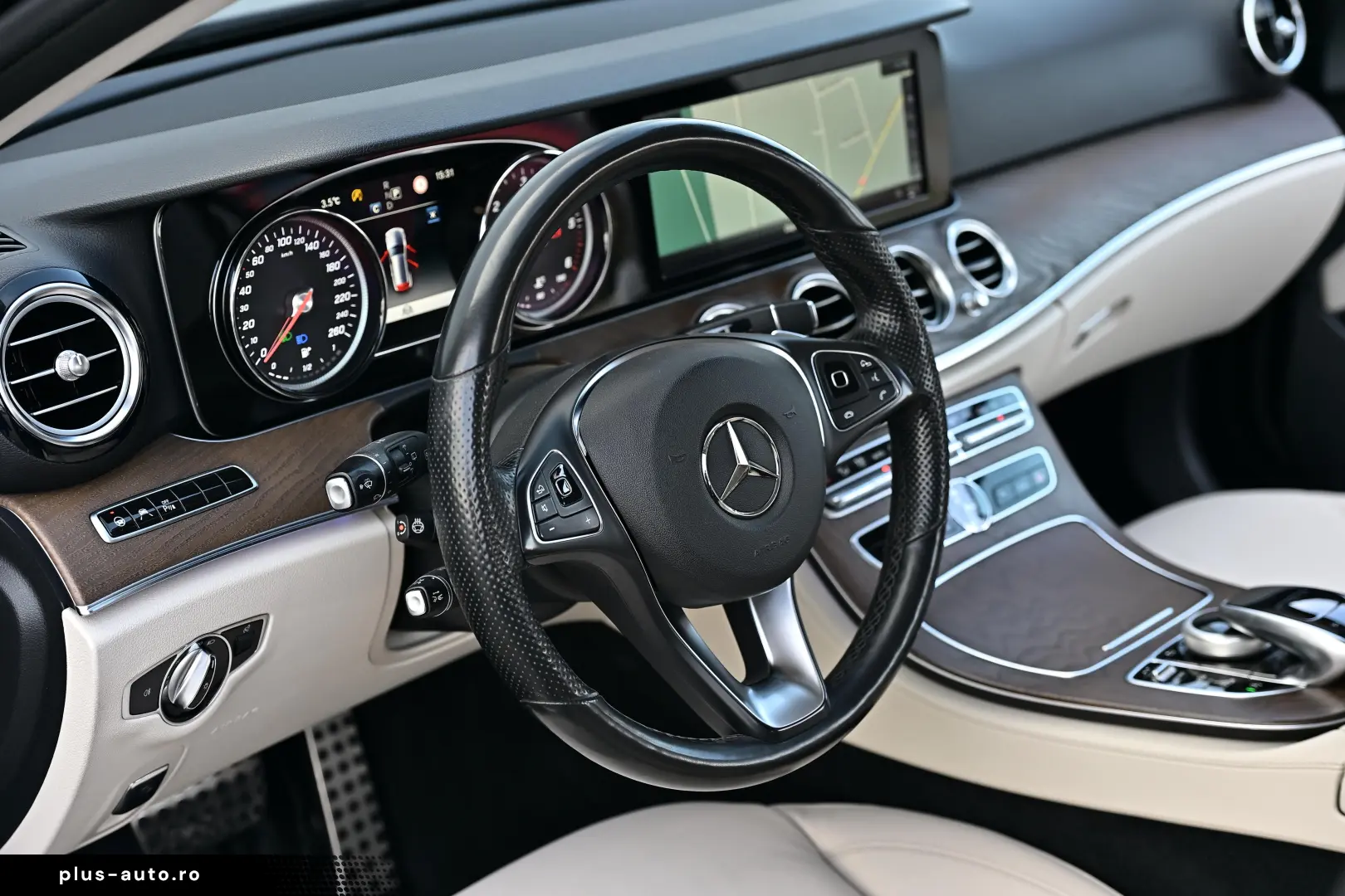 Mercedes-Benz E 220