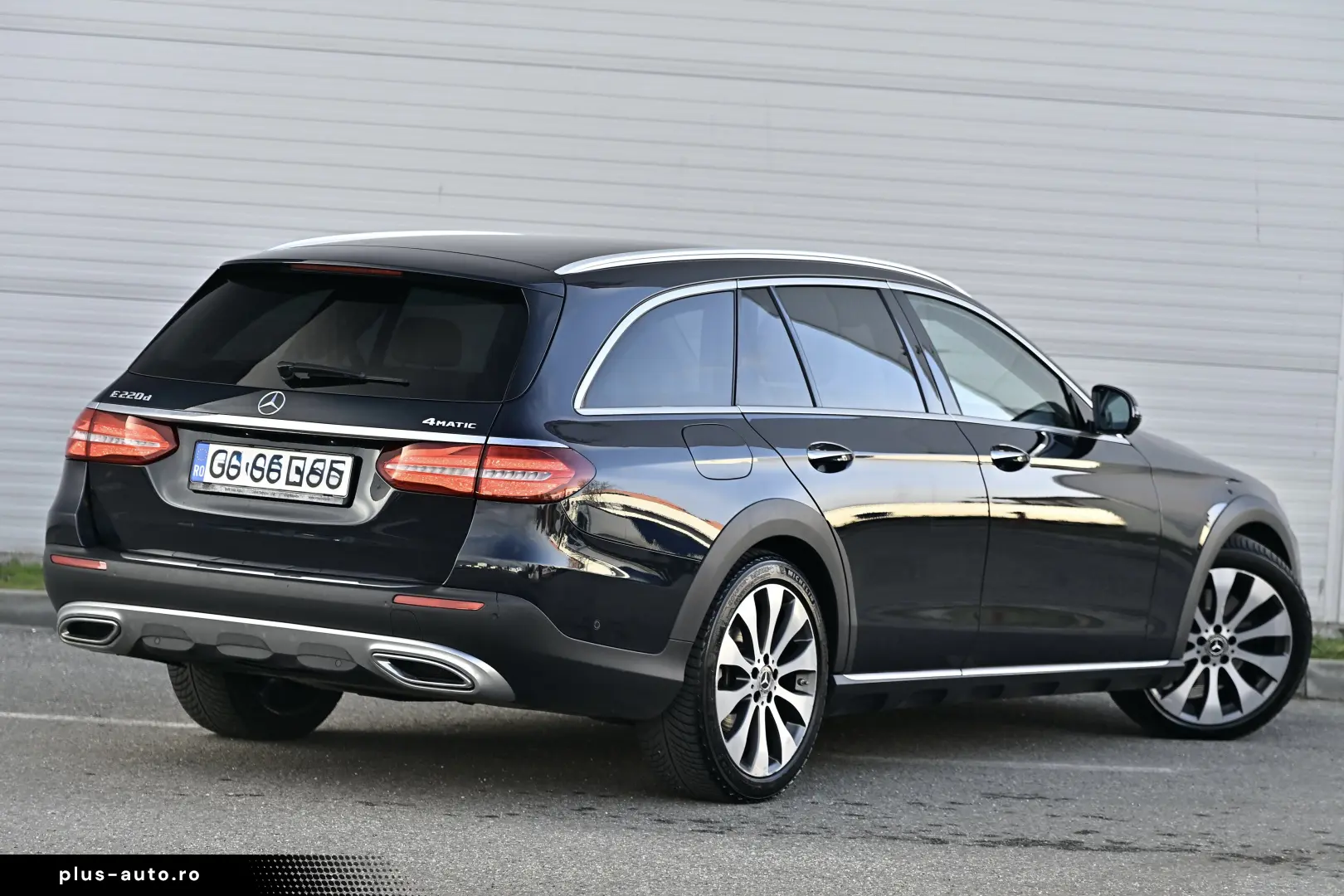 Mercedes-Benz E 220