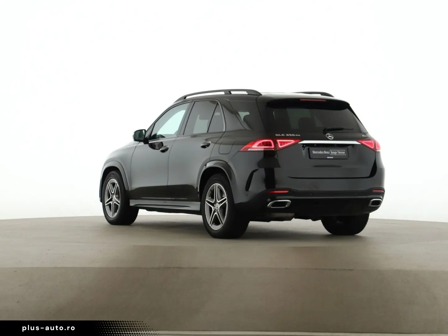 MERCEDES-BENZ GLE 350 de 4M AMG Burmester Widescreen 360