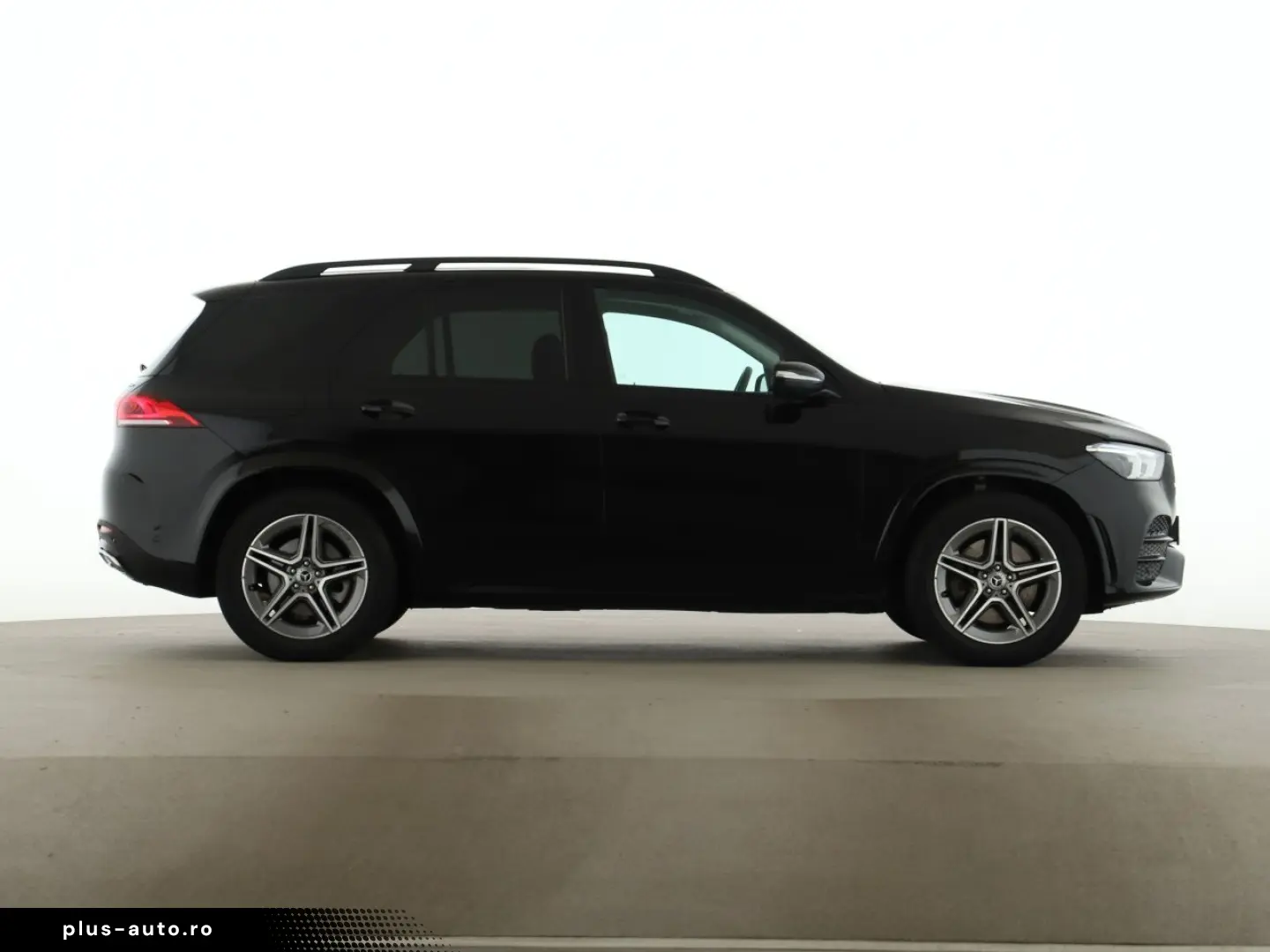 MERCEDES-BENZ GLE 350 de 4M AMG Burmester Widescreen 360