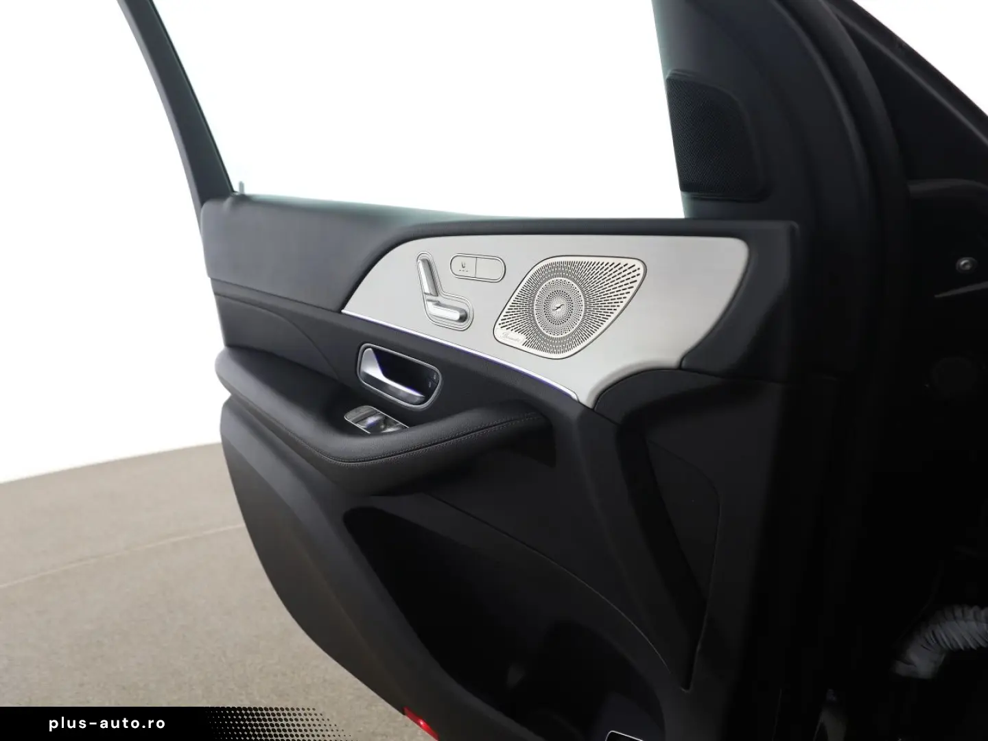 MERCEDES-BENZ GLE 350 de 4M AMG Burmester Widescreen 360