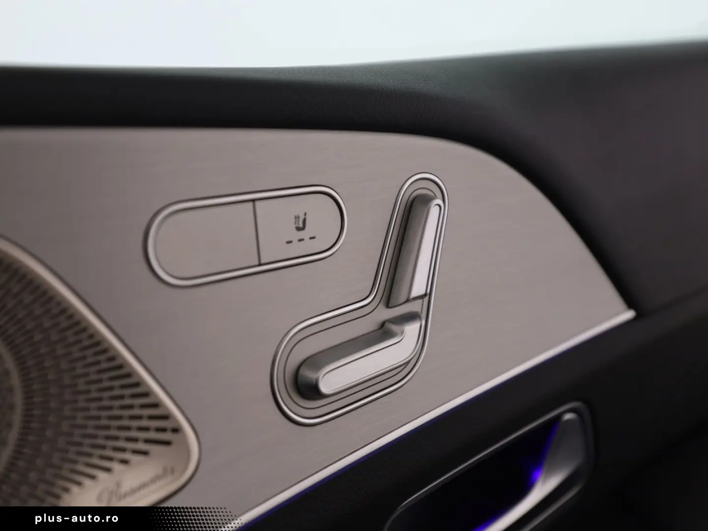 MERCEDES-BENZ GLE 350 de 4M AMG Burmester Widescreen 360