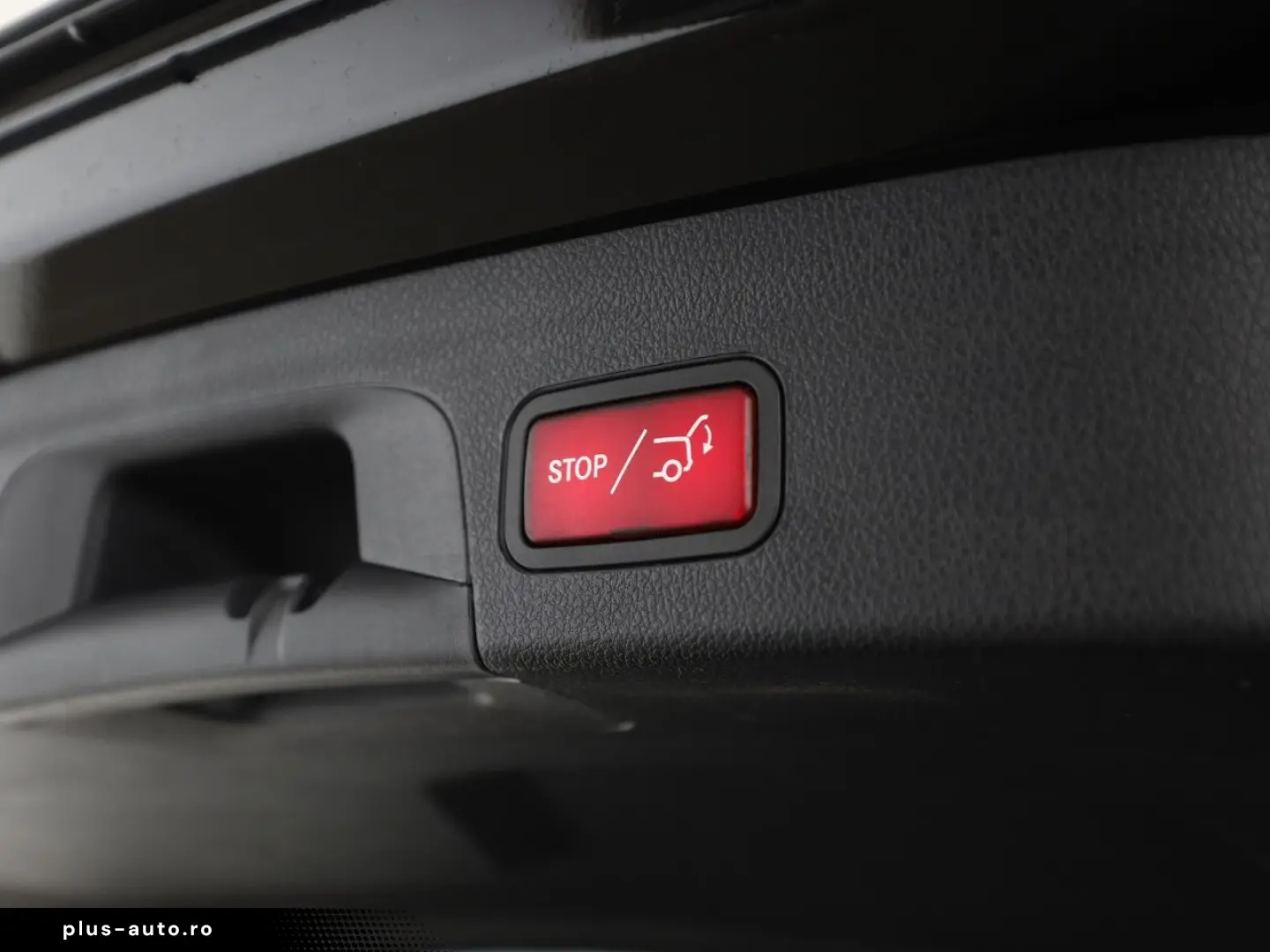 MERCEDES-BENZ GLE 350 de 4M AMG Burmester Widescreen 360