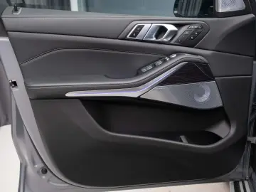 BMW X7 4.0 D