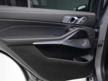 BMW X7 4.0 D