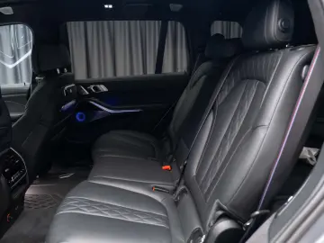 BMW X7 4.0 D