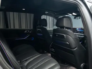 BMW X7 4.0 D