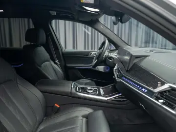 BMW X7 4.0 D