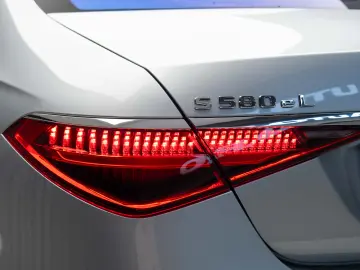 Mercedes-Benz S 580