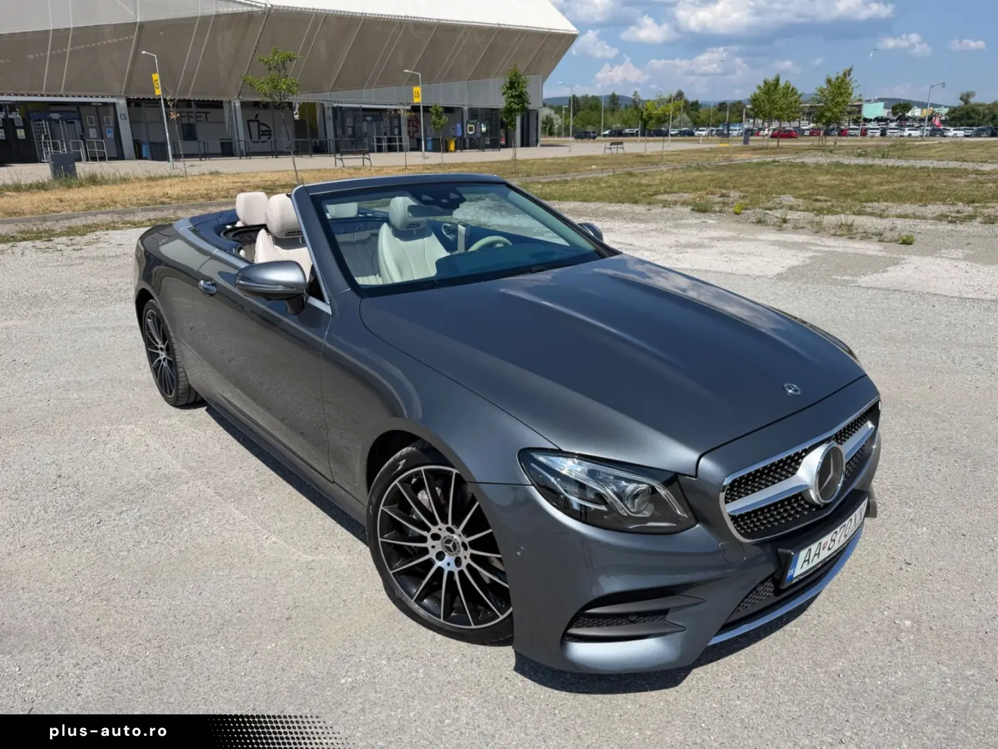 MERCEDES-BENZ V6 BITURBO 4MATIC BEIGE-YACHT BLUE FUL&hellip;