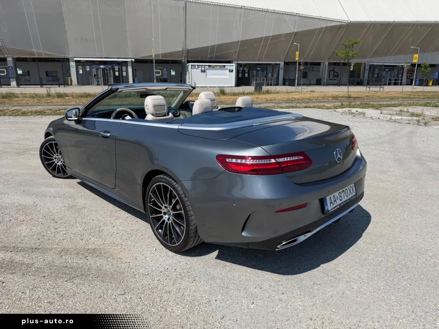 MERCEDES-BENZ V6 BITURBO 4MATIC BEIGE-YACHT BLUE