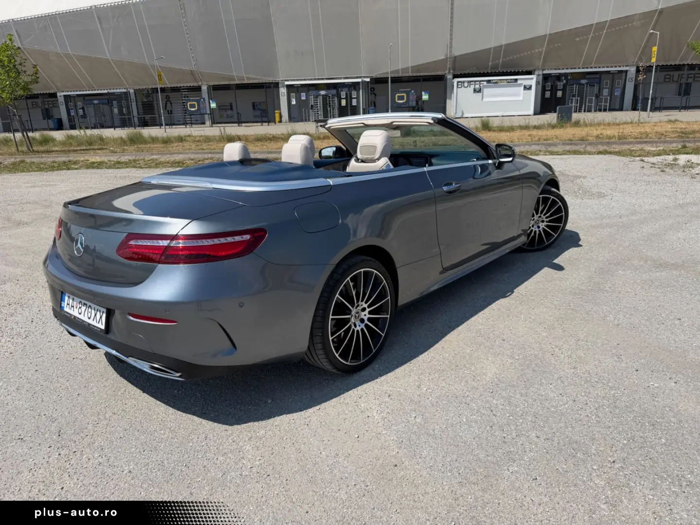 MERCEDES-BENZ V6 BITURBO 4MATIC BEIGE-YACHT BLUE