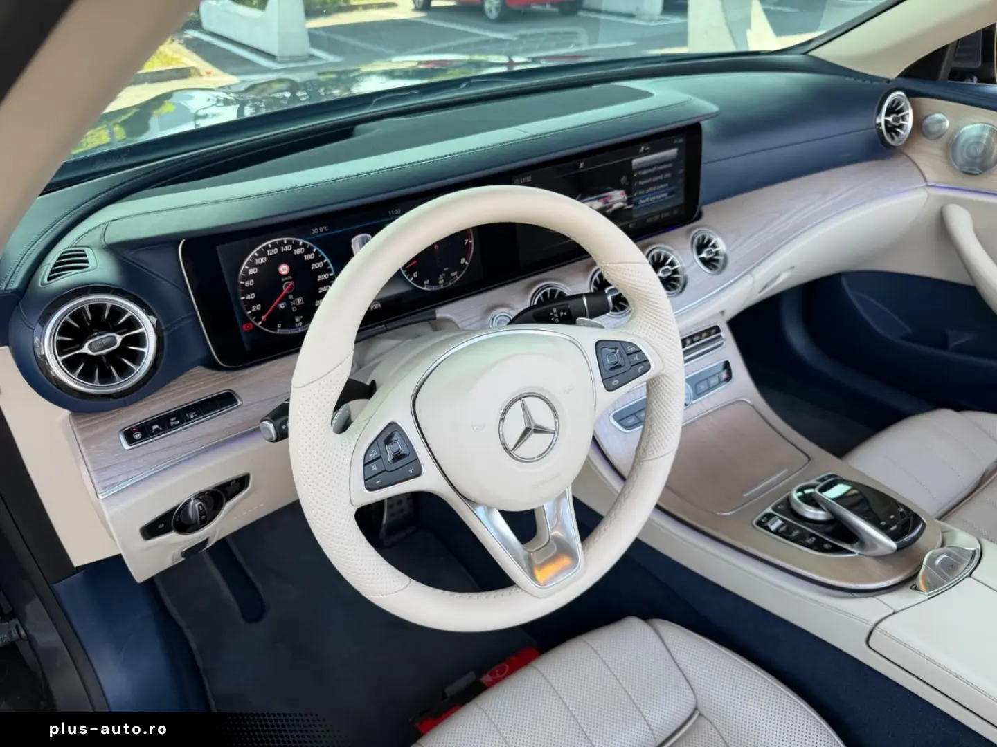 MERCEDES-BENZ V6 BITURBO 4MATIC BEIGE-YACHT BLUE