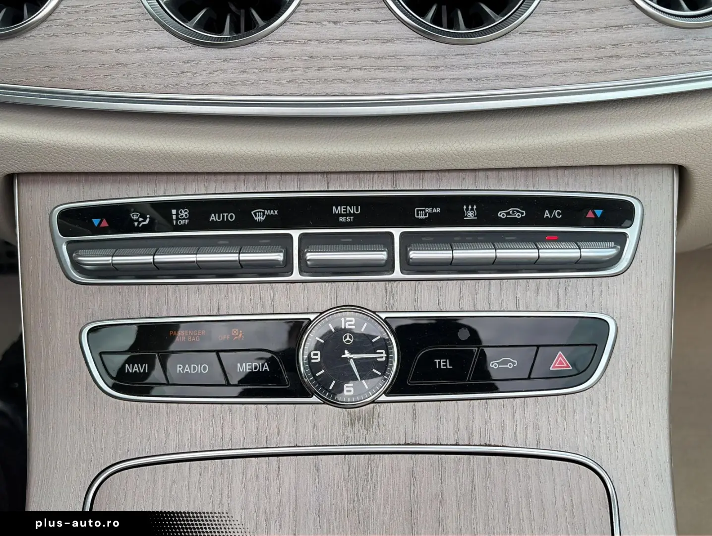MERCEDES-BENZ E 220 d AMG Designo Mem Sitze LED Air-Balance