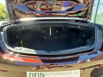 MERCEDES-BENZ E 300 Cabrio  HUD AMG 1ste Hand
