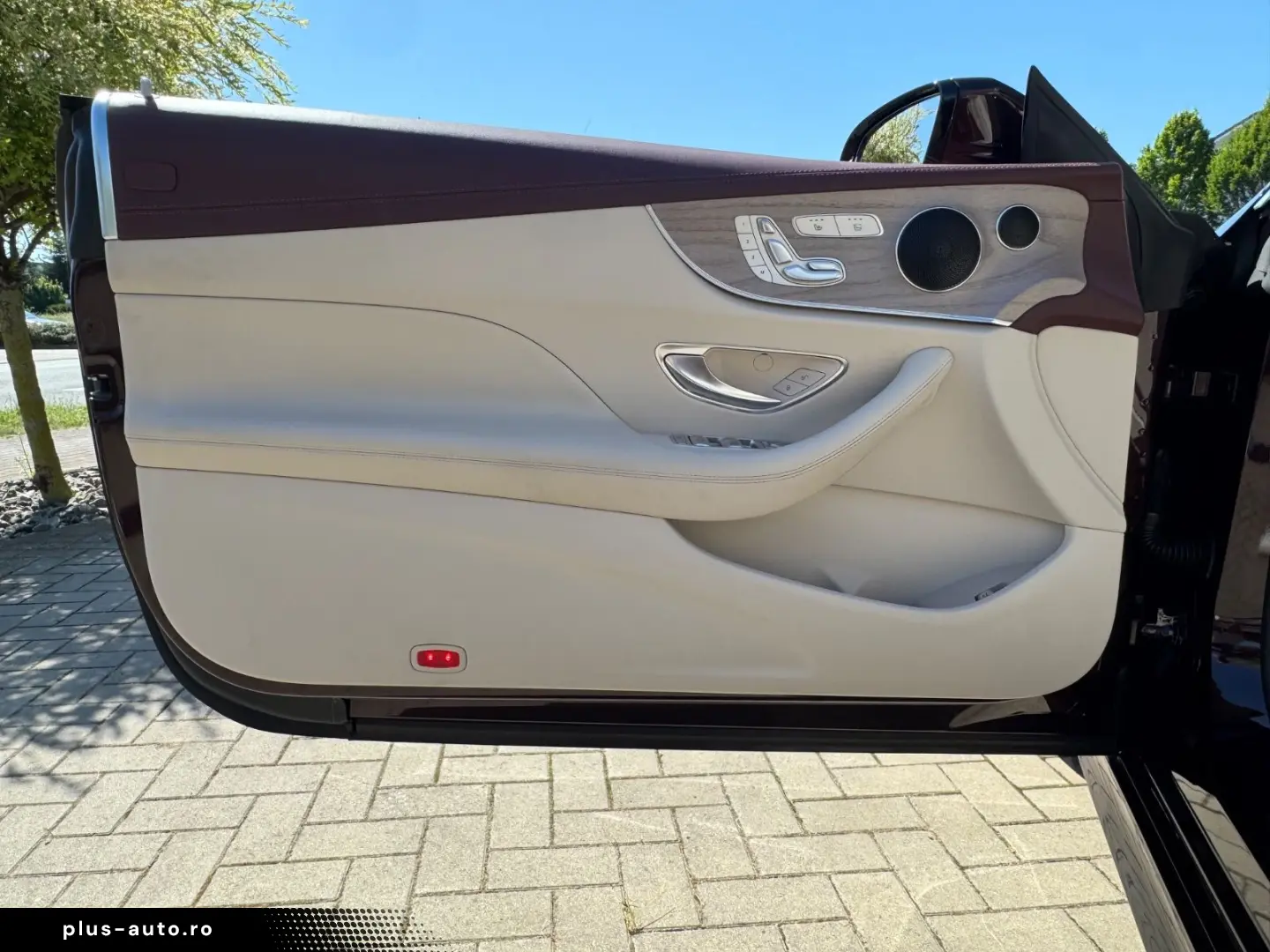 MERCEDES-BENZ E 300 Cabrio  HUD AMG 1ste Hand